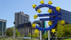 ECB rugsėjo 10-osios sprendimas: ar atpigs paskolos Lietuvoje?