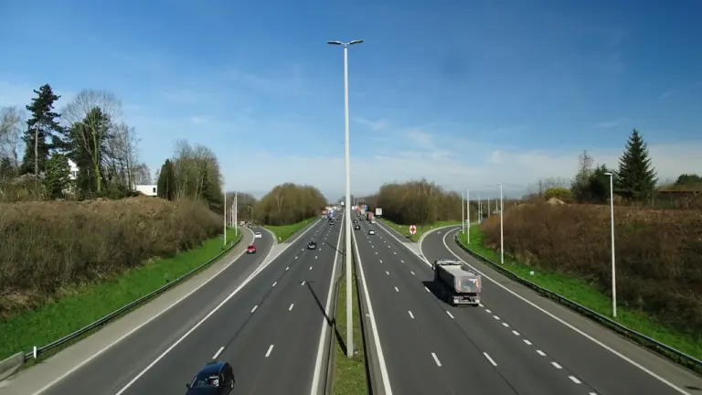 Žolinės savaitgalis: kaip išvengti spūsčių magistralėse A1 ir A2