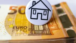 ECB sprendimas rugsėjo 10 d.: paskolų ir santaupų kaina