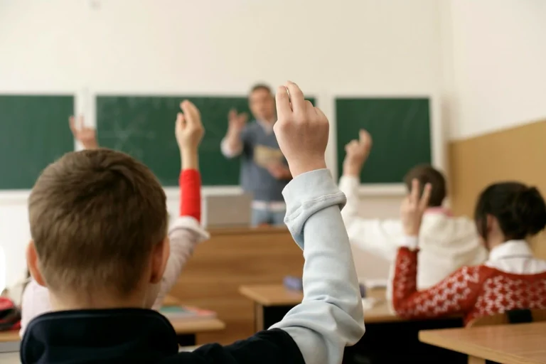 Lietuvoje 350 eurų pirmokui – tik išlaidų pradžia